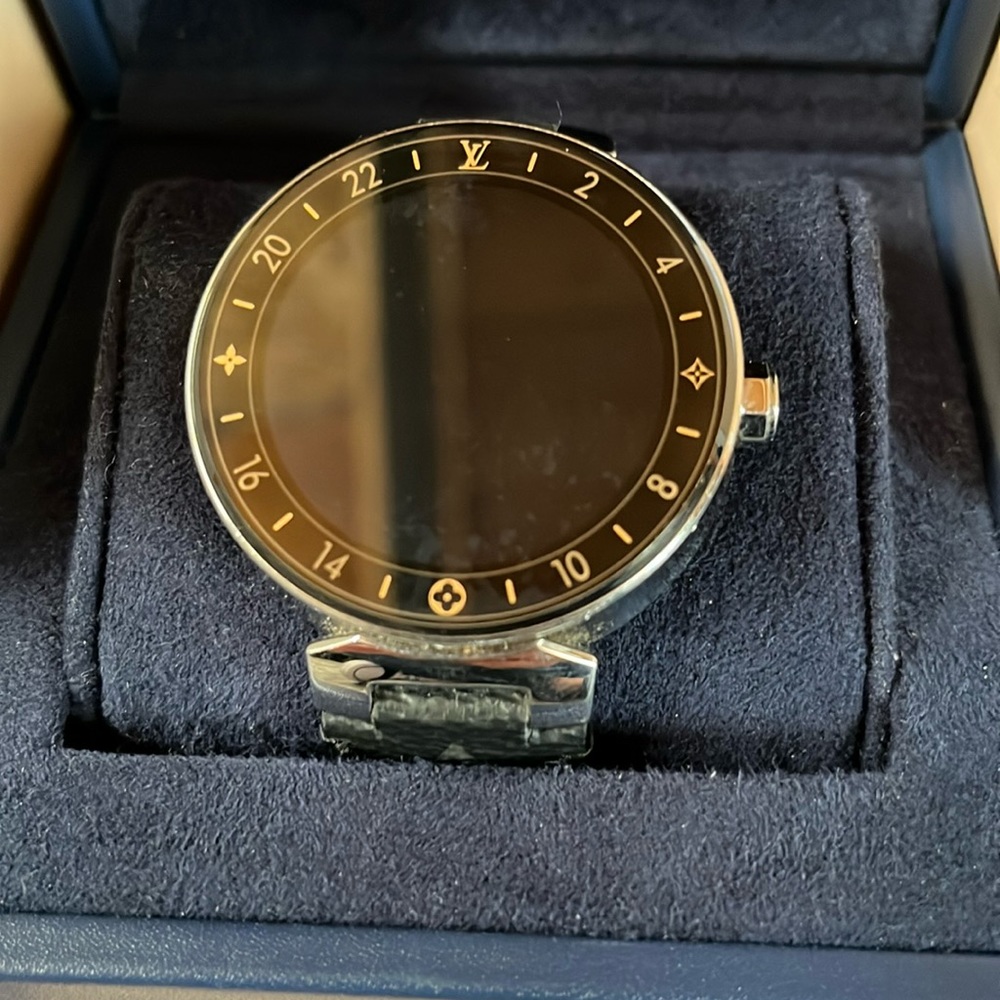 LV Tambour Connected Watch